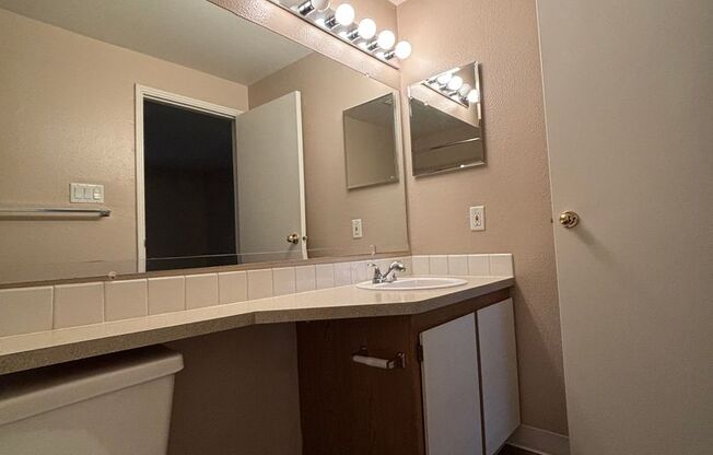 1 bed, 1 bath, 632 sqft, $1,265, Unit 118