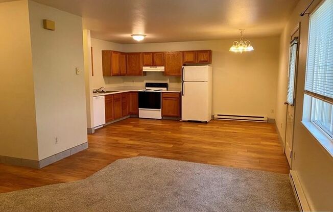 1030 Tierra Ln