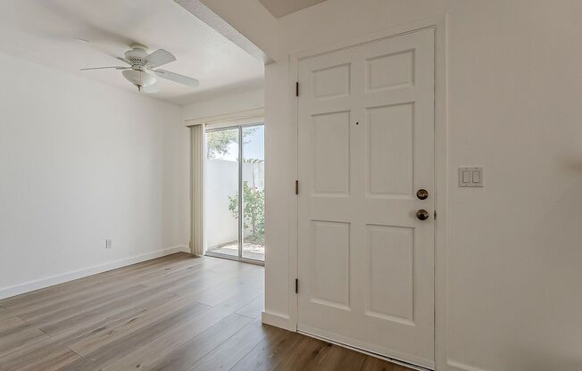 Light, Bright, and Move‑In Ready in Moon Valley!