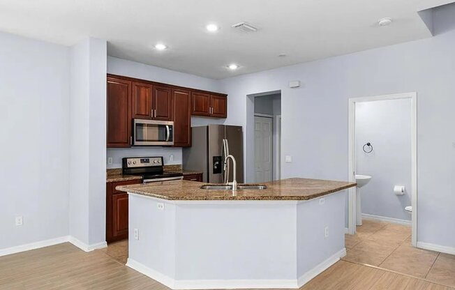 7435 ARLINGTON GRV CIR