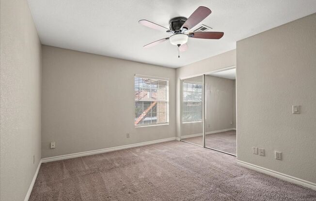 1 bed, 1 bath, $1,050, Unit # 222