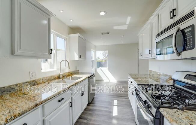 3663 3673 BUDD ST