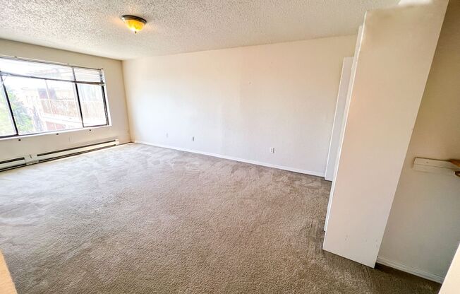 3 beds, 2 baths, 1,540 sqft, $4,895, Unit 400