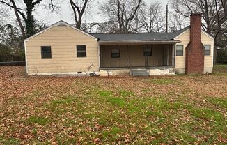 Newly Available! 2 Bedroom 1 Bathroom! $350 off first month!