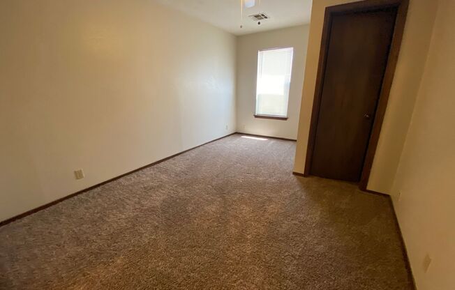 2 beds, 2 baths, $1,195