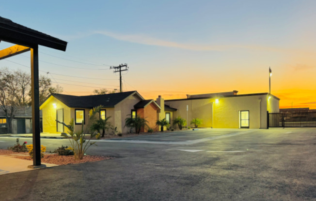 7893 SIERRA AVE