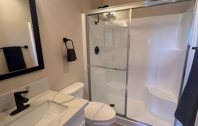 2 beds, 2 baths, 900 sqft, $3,750, Unit 49