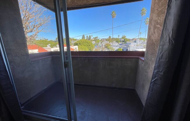 2505 4th Street