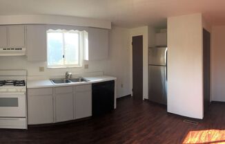 2 beds, 1 bath, $1,050