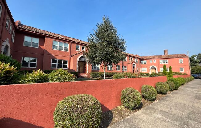 Villa Royalle by Star Metro