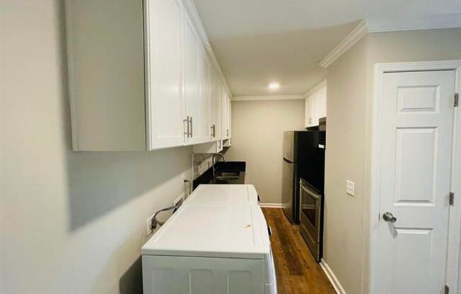 909 East Davie Street - 7