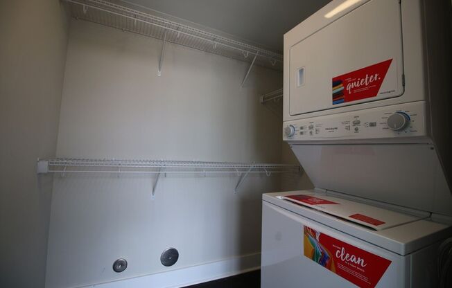 1 bed, 1 bath, 725 sqft, $1,695, Unit APT 724