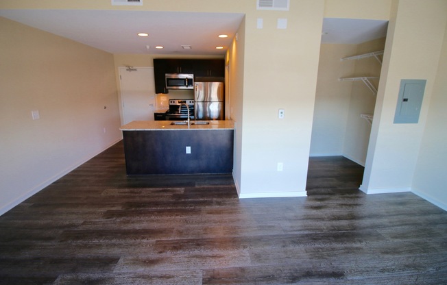 Studio, 1 bath, 404 sqft, $1,195, Unit APT 313
