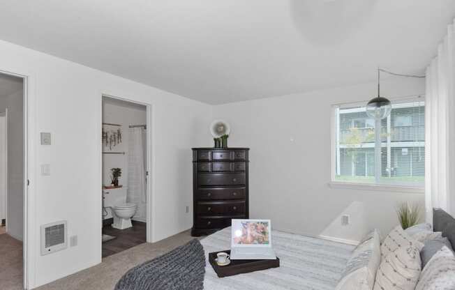Crown Court model primary bedroom and bathroom, Clackamas, OR, 97015
