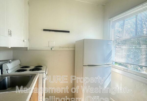 421 E. Maple Street