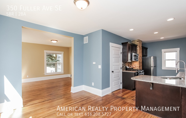 350 FULLER AVE SE