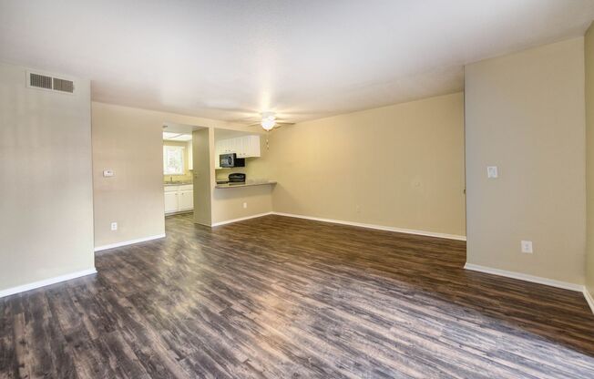 2 beds, 2 baths, 1,000 sqft, $1,900, Unit 104