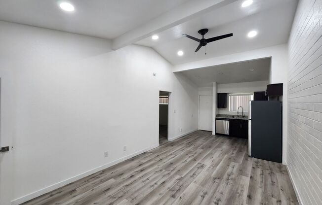211 S 13th St Unit 04