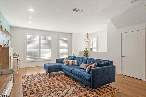 2700 E Chaucer St Unit 29