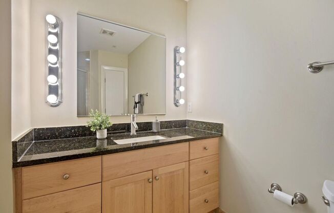 2 beds, 2 baths, $3,300, Unit # 105