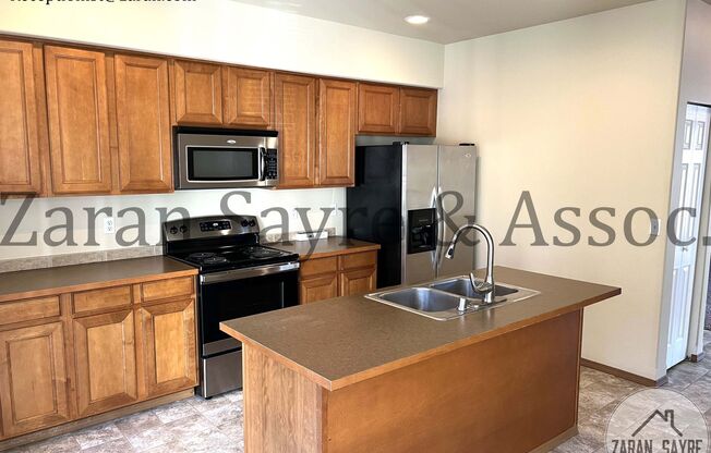 3 beds, 3.5 baths, 1,882 sqft, $2,795, Unit B