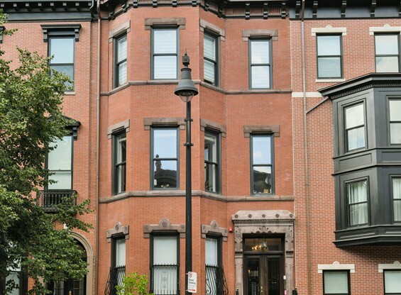 298 BEACON ST