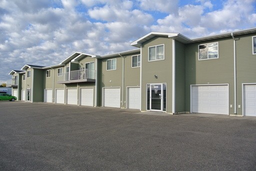 1100 32nd Ave SW