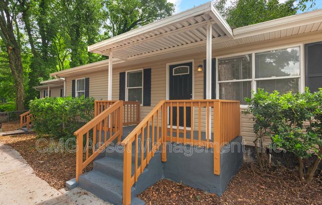 2051 COLLEGE AVE