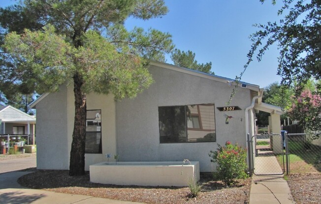 4BR/2BA/1352 sq.ft. home is Desert Shadows subdivision, Sierra Vista, AZ