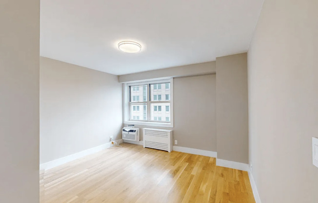 80 N MOORE ST