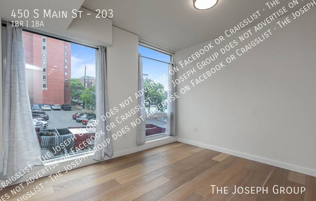 450 S Main St
