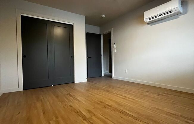 2 beds, 1 bath, 1,000 sqft, $1,650, Unit E