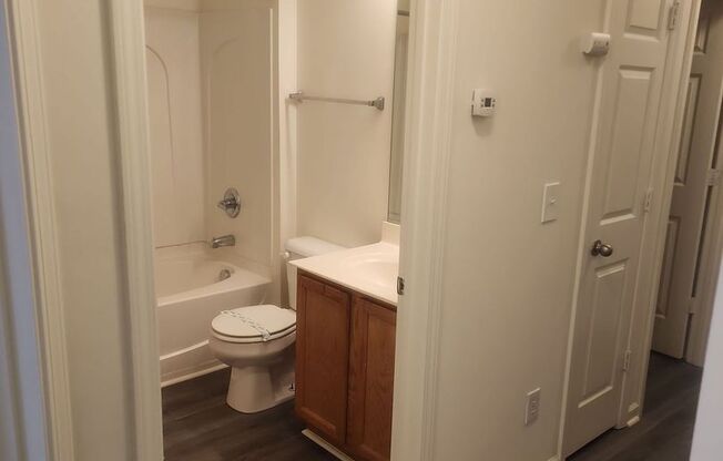 3 beds, 2.5 baths, $1,850