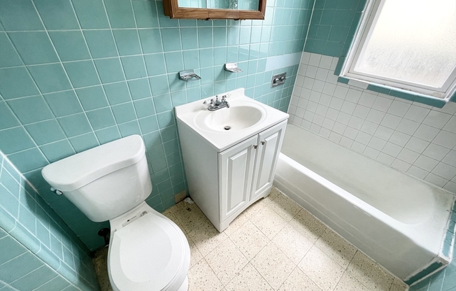4 beds, 1 bath, $3,600, Unit 3