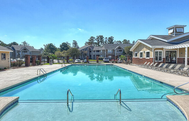 apartment swimming pool