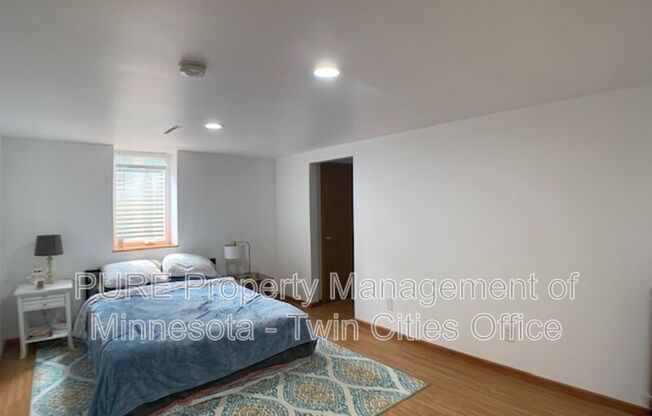 10130 FREMONT AVE S