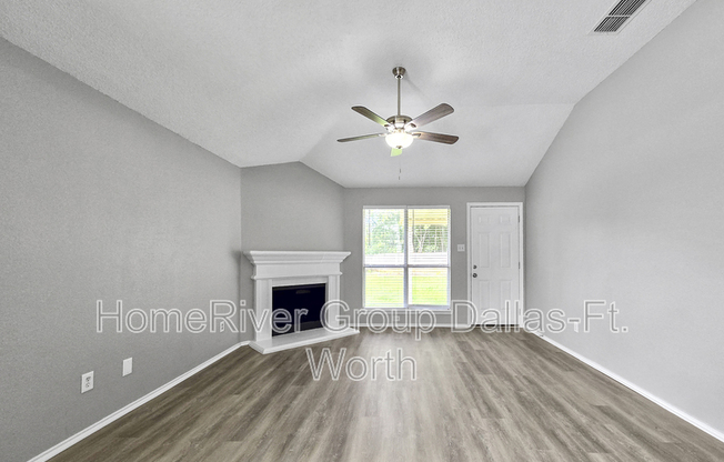 1140 SANDALWOOD DR