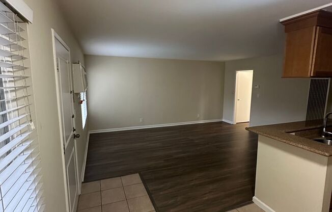 1 bed, 1 bath, $1,900, Unit UNIT 216