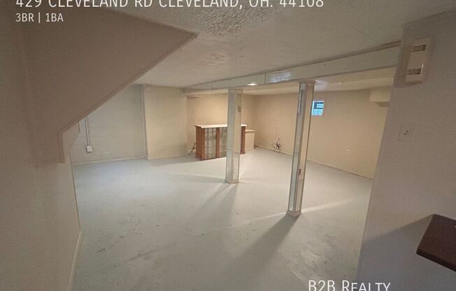 429 CLEVELAND RD