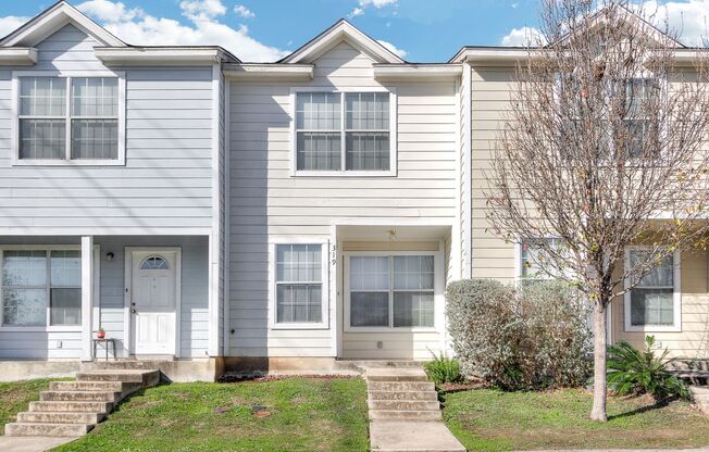 Two Bedroom, Two Bathroom Townhome near Lackland AFB and Medical Center