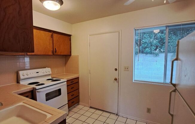 4302 - 4312 E Sierra Madre