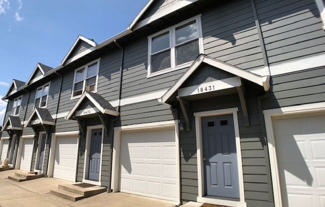 2 Bedroom Beaverton Condo!