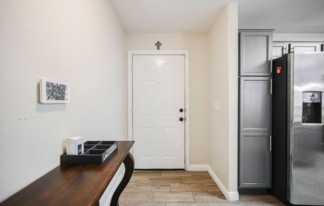 2 beds, 2 baths, $1,700