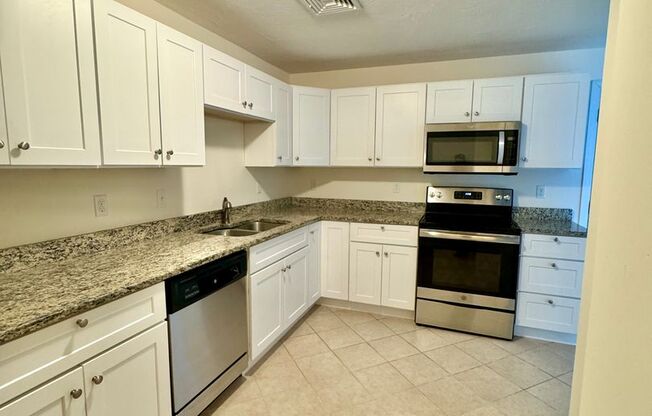 2 beds, 1 bath, $1,582, Unit Unit 305-A