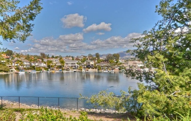 Mission Viejo Lake at Bella Vista, Mission Viejo, CA