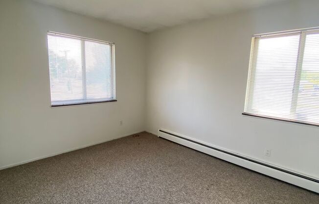 1 bed, 1 bath, $1,050, Unit 1041-C