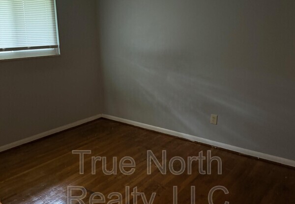 1608 SMITH RD