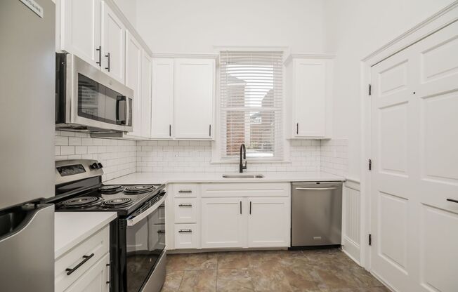 Studio, 1 bath, 452 sqft, $2,353, Unit 367_A
