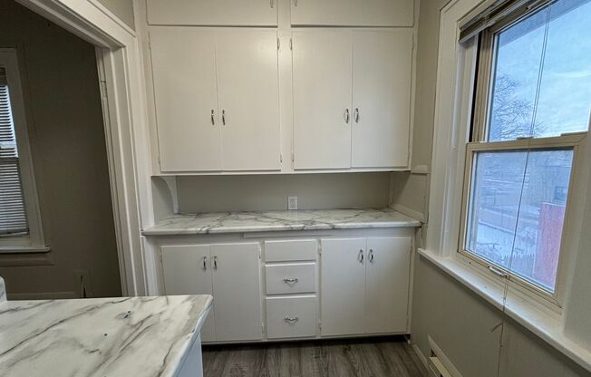 1 bed, 1 bath, $795, Unit Unit 5