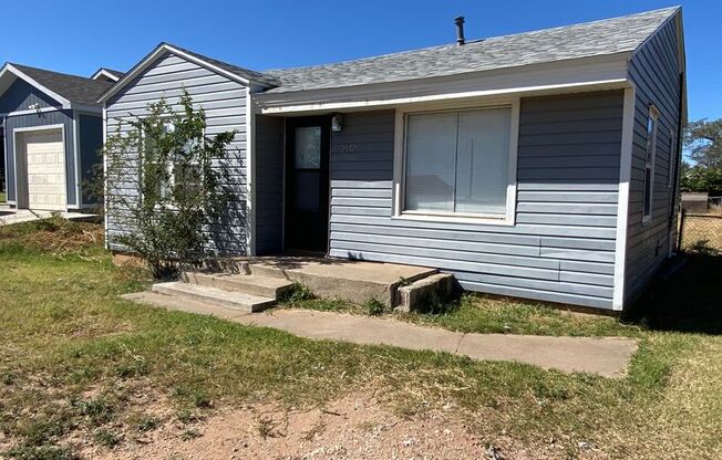 2 bed 1 bath now available near Chatman Park